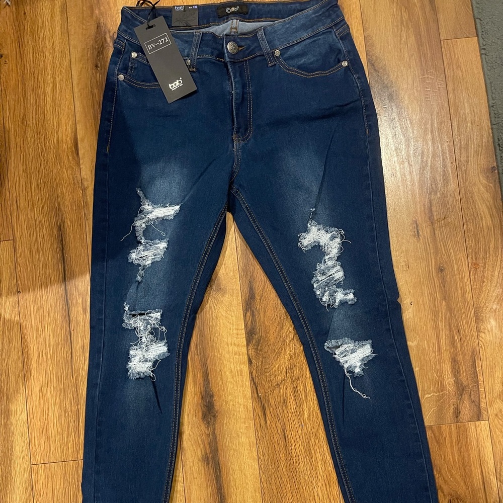 NWT - Boutique Distressed Skinny Jeans - Size 15 - FREE SHIPPING!